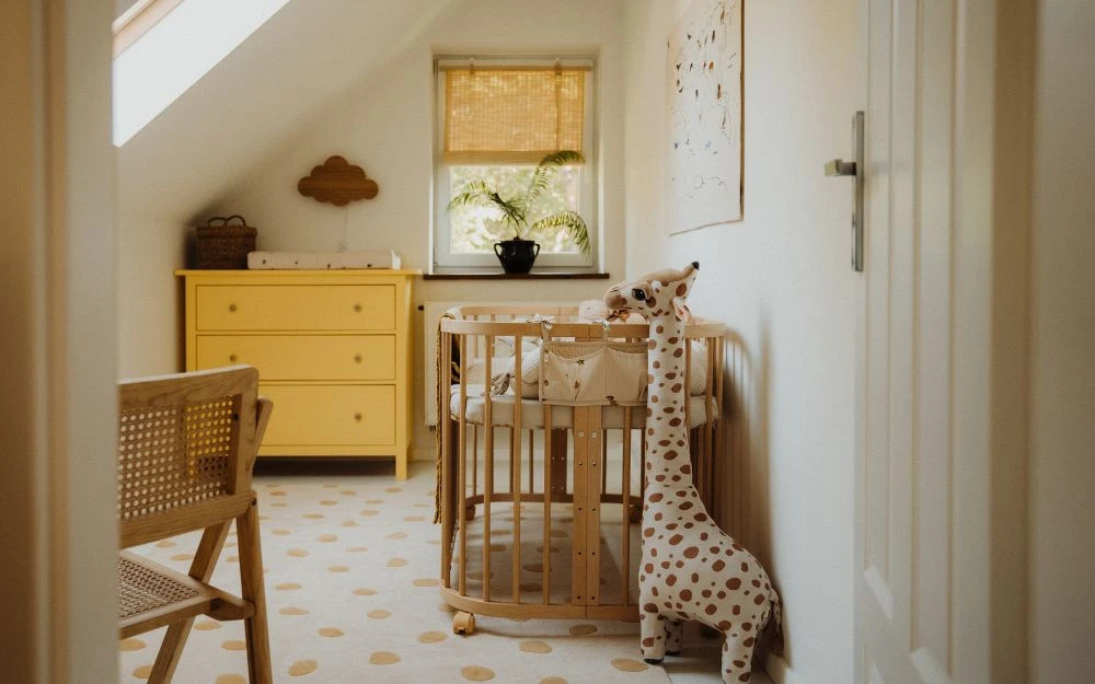 Which crib should you choose for a small apartment? Which crib should you choose for a small apartment?